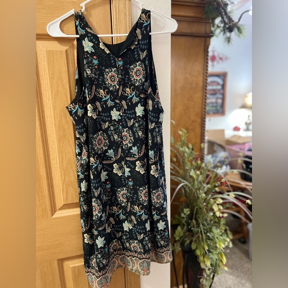 Allison Joy Medium Black Multi print Sleeveless Shift Dress - Picture 4 of 9
